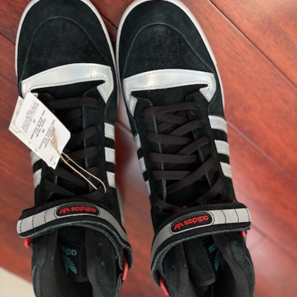 Adidas Forum NY - Picture 4 of 5